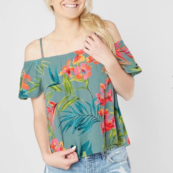 Billabong Tops - Billabong cold shoulder top